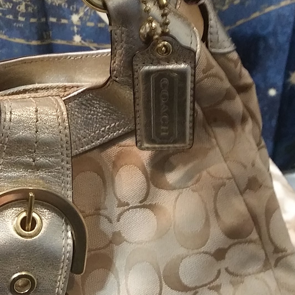Authentic Coach Purse - Picture 2 of 4